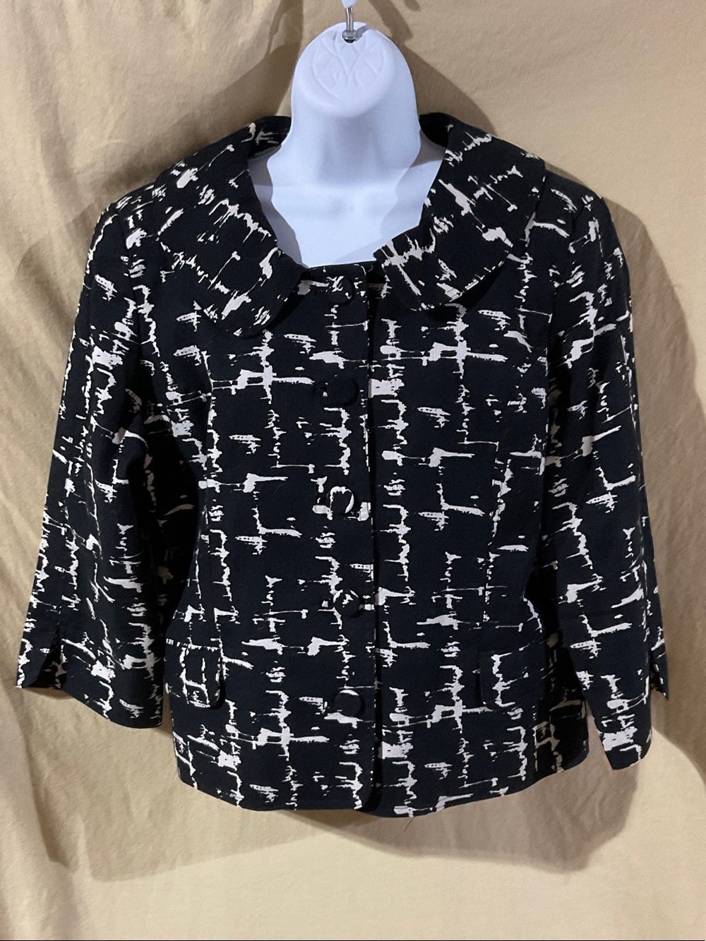 East 5th Size L Black & Cream Patterned Jacket